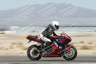 media/May-25-2025-TrackXperience (Sun) [[393a69de75]]/Level 1/Session 5 (Speed Pans)/